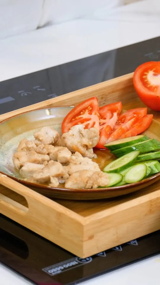 BUỔI SÁNG DINH DƯỠNG 01 | ỨC GÀ SỐT CHANH CHUA NGỌT ĂN VỚI BÁNH MÌ