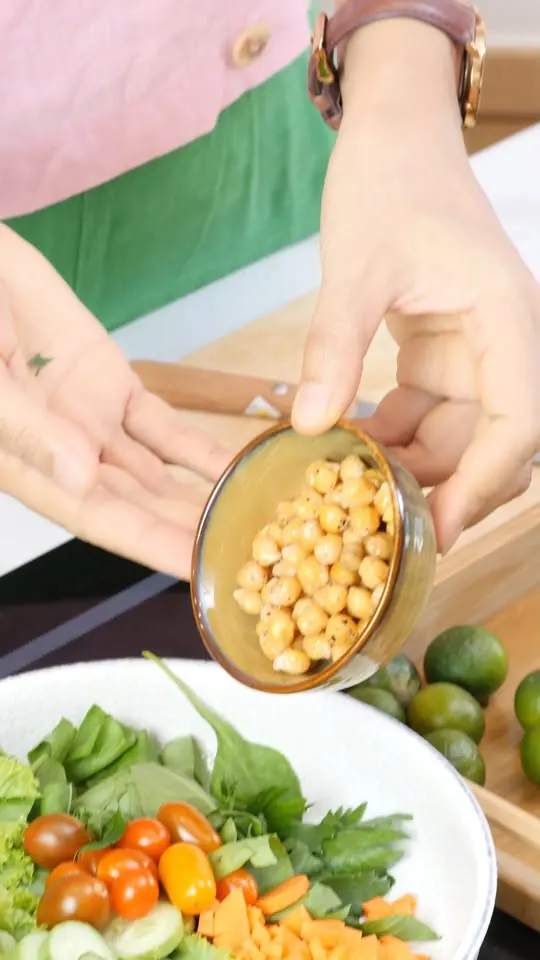 Muốn Ăn Healthy Mà Không Ngán? Thử Ngay Món Salad Này